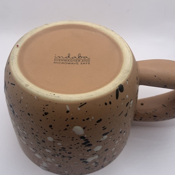 Mug speckled egg look black & white on Beige Mug w/ donut Handle Cup - Picture 5 of 7